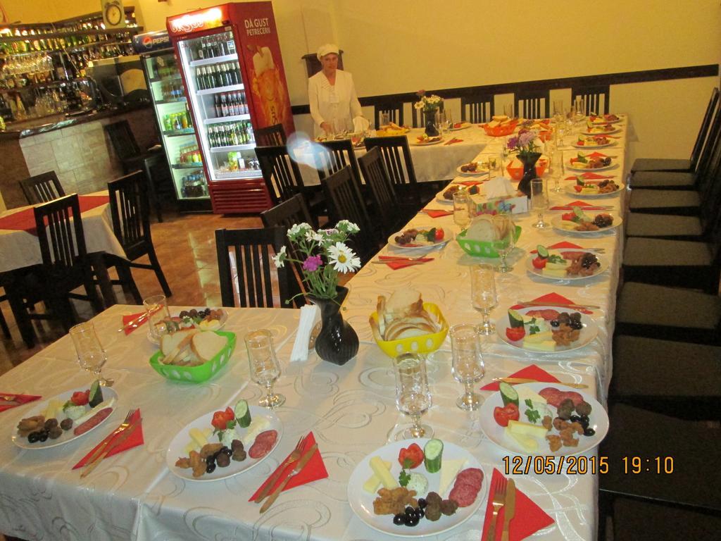 Pensiunea Ramona Tulcea Extérieur photo